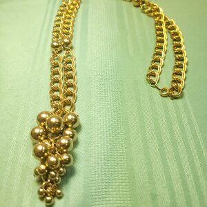 1971 Gold Tone Grape Cluster Pendant Necklace 32" Long Rope Chain